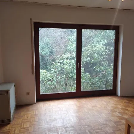 Appartement In Kadenbach, Schoene Im Ruhigen Kadenbach