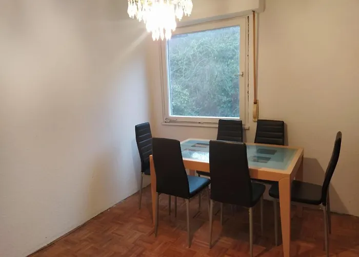 Apartment In Kadenbach, Schoene Im Ruhigen