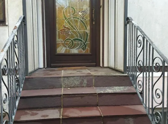 Lejlighed In Kadenbach, Schoene Im Ruhigen